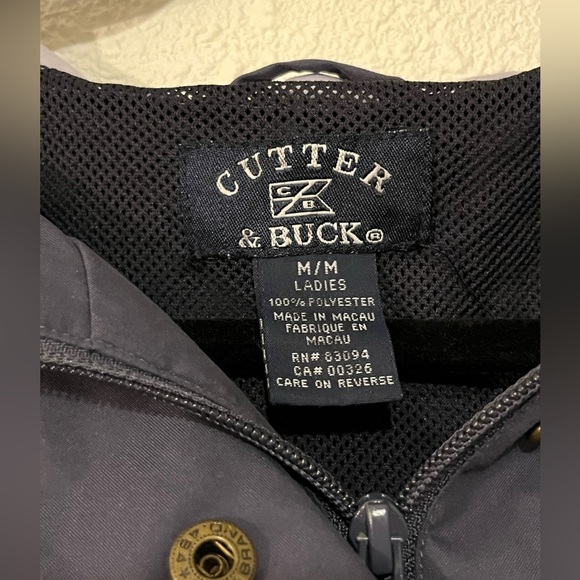 Cutter and Buck ladies size medium blue and white windbreaker - Picture 6 of 6